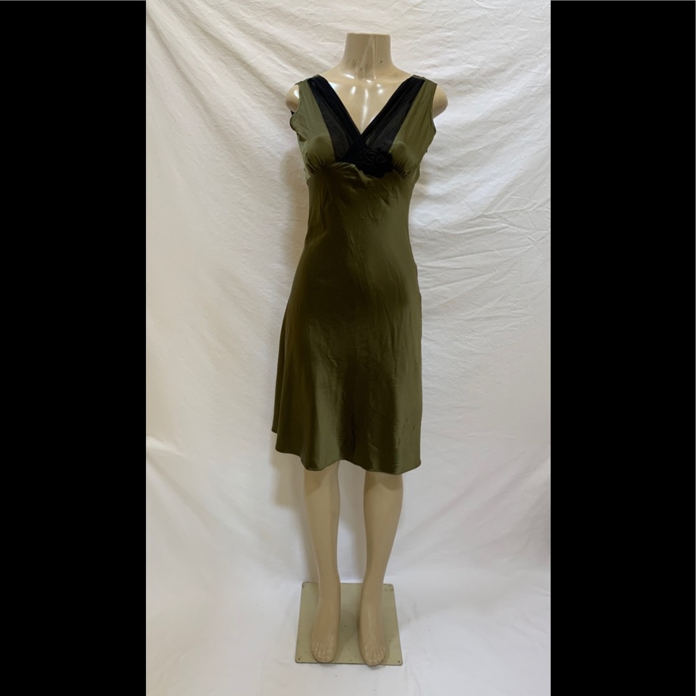 Miguelina Sz XS Olive Green W/Black Sheath Dress